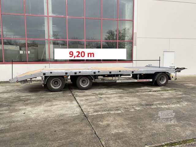 Nízkoložný přívěs Möslein T 3-P9,2 OR  3 Achs Tieflader gerader Ladefläche 9 m, Neufahrzeug