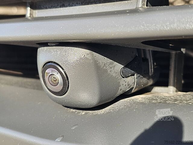 MERCEDES-BENZ SPRINTER 317 L2H2 RWD Automat MBUX Kamera 3 sittplatser AC Apple Carplay Euro6 170 hk! MERCEDES-BENZ SPRINTER 317 L2H2 RWD Automaat Mbux Camera 3 Zi...