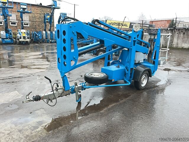 Ανελκυστήρας μπούμας τοποθετημένος σε τρέιλερ Genie TZ34 (12m)