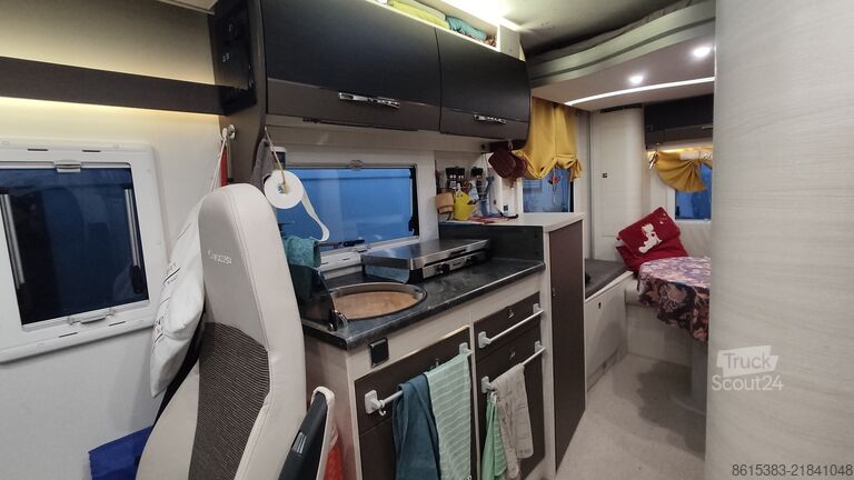 Autocaravana semi-integrada Chausson 611 Welcome Travel Line