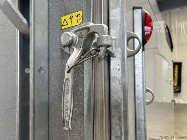 Atrelado de transporte de cavalos Böckmann Big Master WCF Sonder Pferdeanhänger