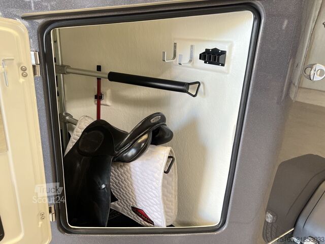 Hästtransportsläp Böckmann Comfort Esprit Eco Pferdeanhänger