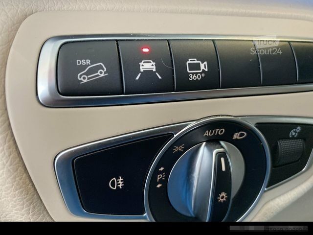 Kleinbus MERCEDES-BENZ V 300 d 4MATIC EXCLUSIVE EDITION Lang Navi/SHD