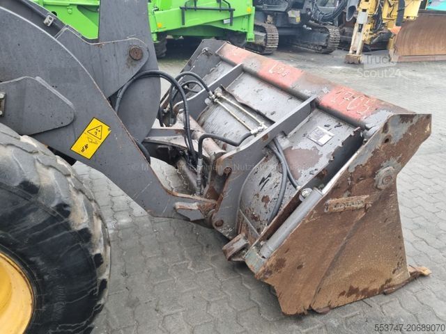 Chargeuse sur pneus VOLVO Volvo L 30 G