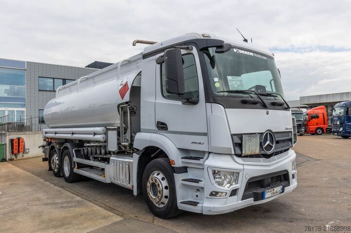 Cisternu kravas automašīna MERCEDES ANTOS 2530 BL+MAGYAR 19.000L/6COMP