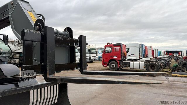 Teleskopik yükleyici Liebherr T42-7S (INCL BUCKET / BE MACHINE / LIKE NEW / 7...