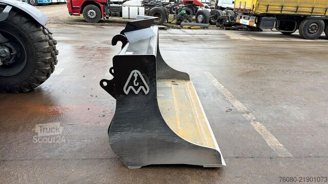 Teleskopik yükleyici Liebherr T42-7S (INCL BUCKET / BE MACHINE / LIKE NEW / 7...