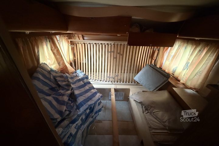 Specializētais kravas auto Mercedes-Benz L508 DG Wohnmobil