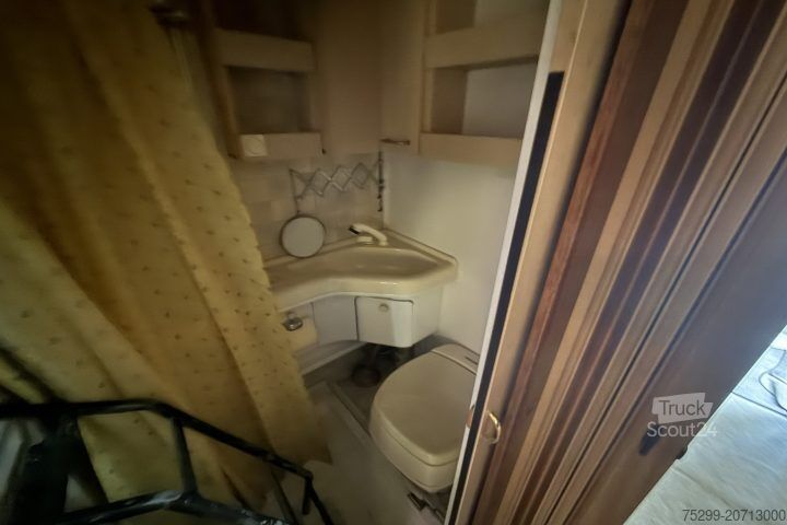 Specializētais kravas auto Mercedes-Benz L508 DG Wohnmobil