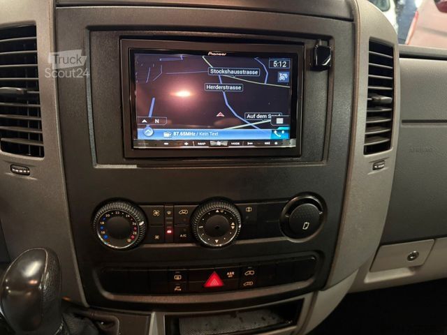 Микробус MERCEDES-BENZ Sprinter 319 CDI 7 Sitze Auto AC STHZ R-CAM AHK