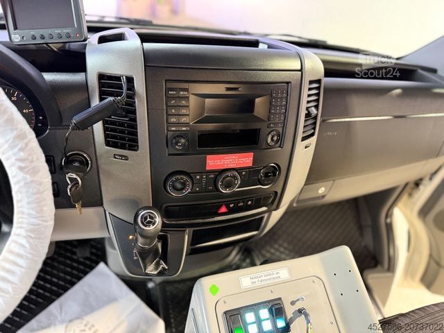 Πυροσβεστικό όχημα MERCEDES-BENZ Sprinter II 519 CDI RTW/KTW*ATM MOTOR*ATM GETRBE