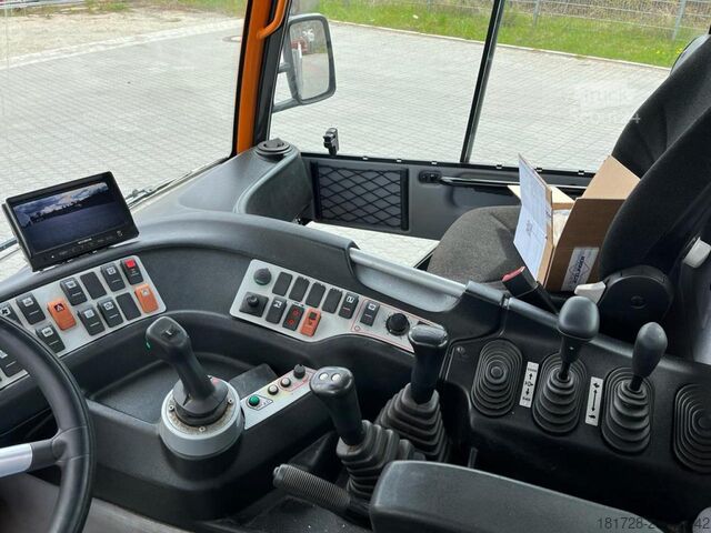 Andra LINDNER Lindner Unitrac 102 EP Vielzweckmaschine