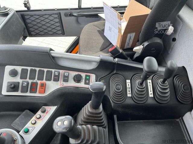 Andra LINDNER Lindner Unitrac 102 EP Vielzweckmaschine