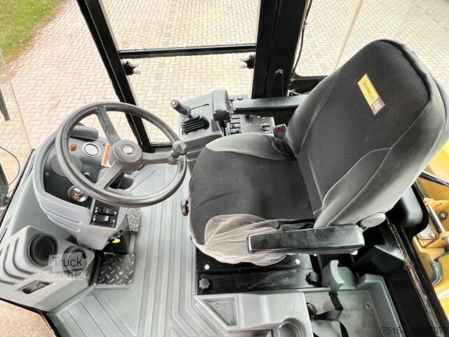 Tek tamburlu silindir Caterpillar CS423E Planierwalze