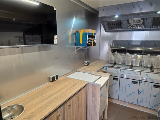 Komerciālais transportlīdzeklis Renault Foodtruck Master