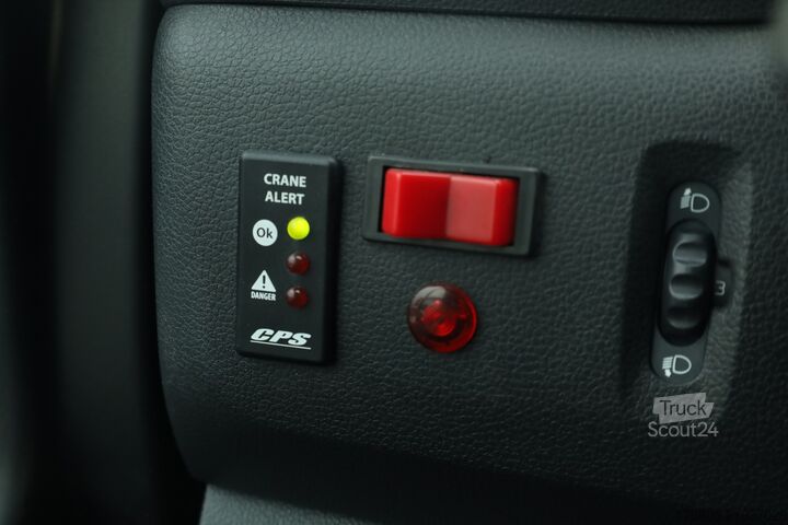 камион с платформа и кран Renault Master TC TP RG L3 T35 ICE CASSONE Casso