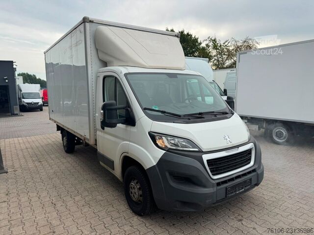 Furgons ar kasti PEUGEOT Boxer Koffer ** Motorschade **FESTPREIS