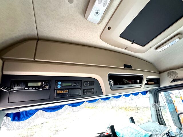 Tractor unit & semi-trailer tractor Mercedes-Benz 2653 6X4