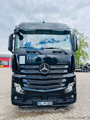 LKW mit Pritsche (offen) MERCEDES-BENZ Actros 2548 mit F545RA.2.28 Container, Sofort