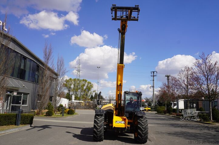 Caricatore telescopico JCB 526-56 AGRI Plus / 5.6 m / joystick