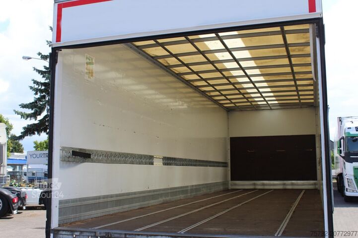 Autocarro con cassone Mercedes-Benz Atego 1321 E6 Koffer Klima Kamera LBW Nur 85 Tkm