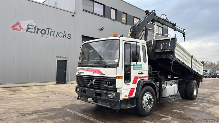Kipper mit Kran Volvo FL 6-18 (MANUAL PUMP / CRANE HIAB 090 / STEEL S...