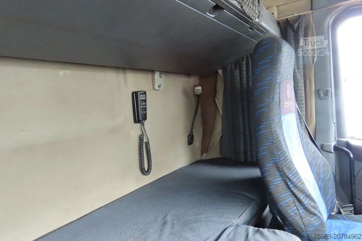 Standard-SZM Scania R420 2 tanks,   2 beds,  manual gearbox