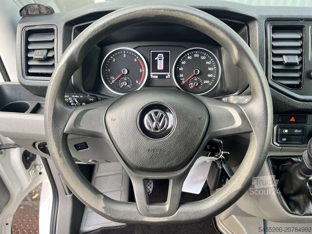 High-roof van Volkswagen Crafter 35 2.0 TDI L3H3 140pk Airco Cruise cont...