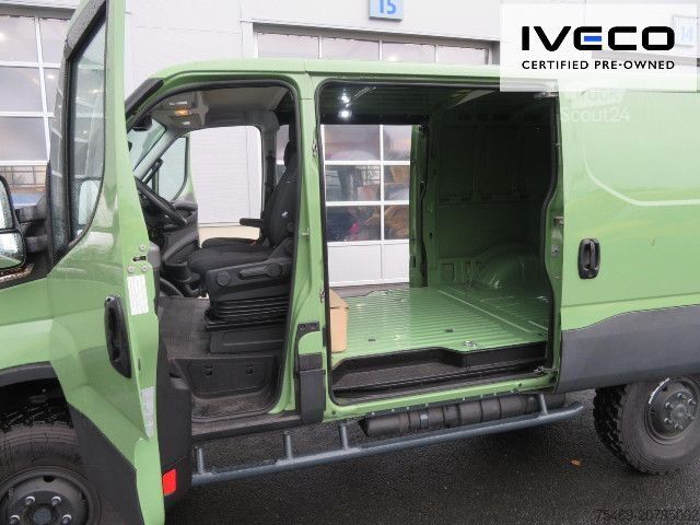 Ploščati dostavnik IVECO 55S18HA8 V WX H1 - Allrad