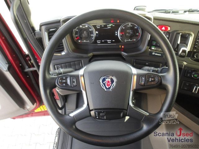 Škatlasti tovornjak Scania G 360 B6x2*4NB