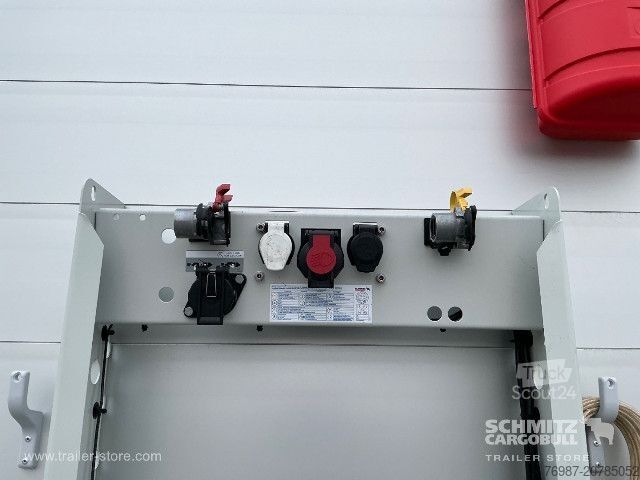 Odprta polprikolica s ponjavo Schmitz Cargobull Curtainsider Mega