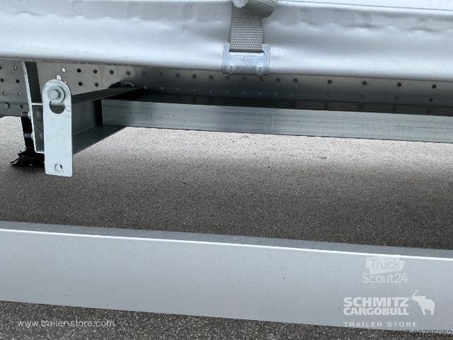 Odprta polprikolica s ponjavo Schmitz Cargobull Curtainsider Mega