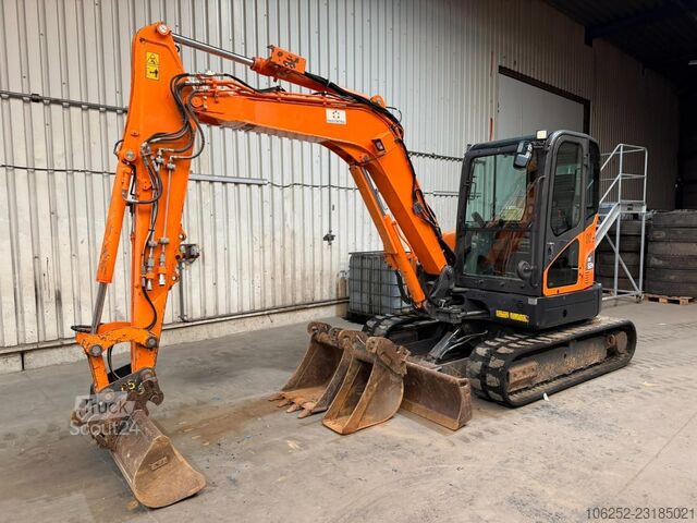 DOOSAN DX 62 R-3 6.2T - *FULL HYDR - *CENTRAL GREASING...