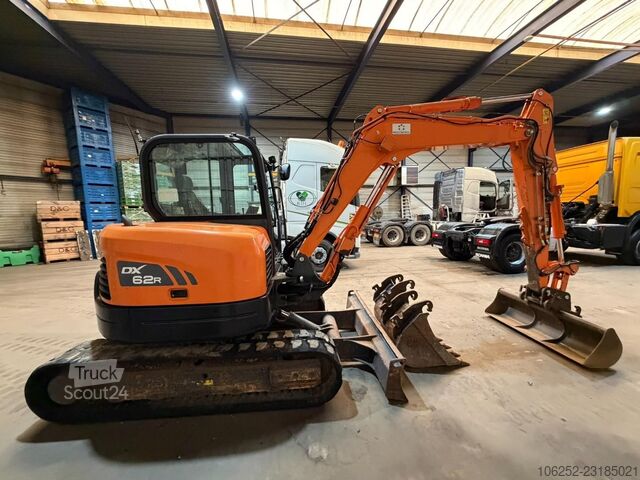  DOOSAN DX 62 R-3 6.2T - *FULL HYDR - *CENTRAL GREASING...