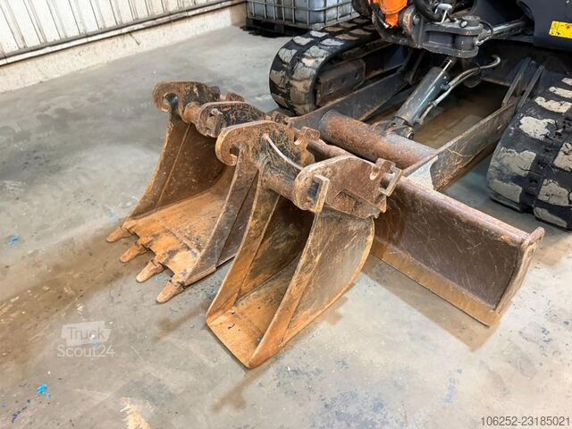  DOOSAN DX 62 R-3 6.2T - *FULL HYDR - *CENTRAL GREASING...