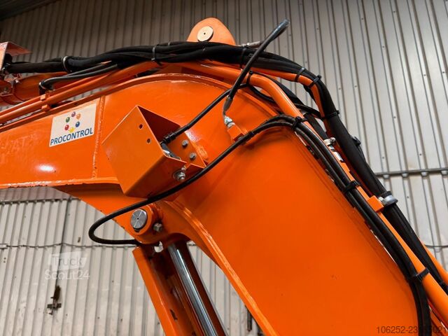  DOOSAN DX 62 R-3 6.2T - *FULL HYDR - *CENTRAL GREASING...