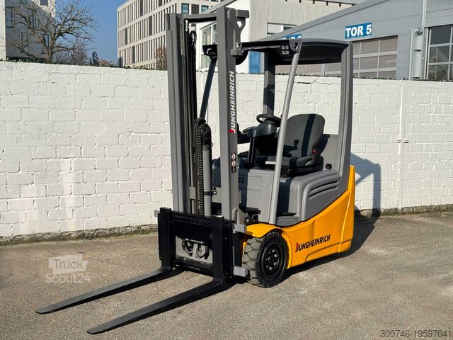 Elektrische 3-wieler Jungheinrich EFG 213 - Service Neu - Batterie 82% - Freihub