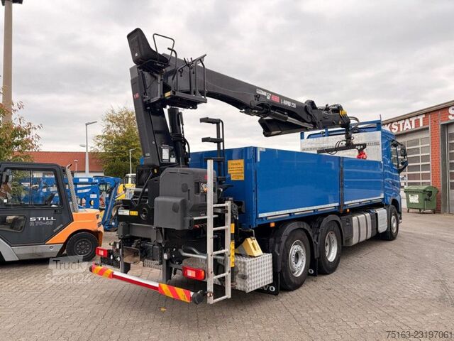 Grúa montada en camión VOLVO FH 420 Pritsche Heckkran Hiab 235DLS-3 Funk