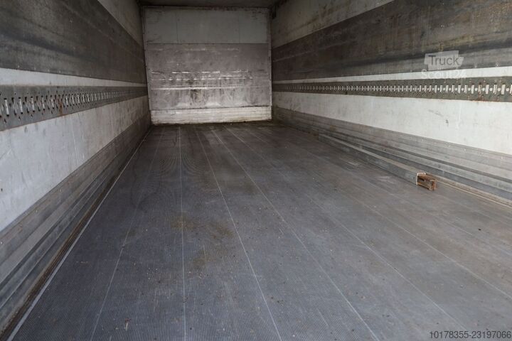 Vrachtwagen met bakwagen MERCEDES-BENZ Atego 1524 L Euro 6, Autom., LdBw., AHK., 7,20m