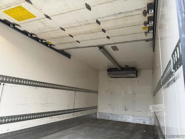 Kyld/fryst transport Volvo FL 240 / Thermoking MD-200 / Dhollandia / Autom...