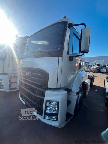 Tractora standard FORD FORD F_LINE NEU 1845 T  - Hagelschaden