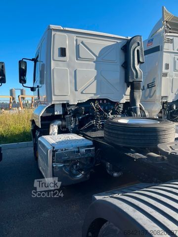 Tractora standard FORD FORD F_LINE NEU 1845 T  - Hagelschaden