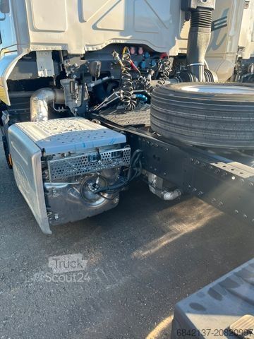 Tractora standard FORD FORD F_LINE NEU 1845 T  - Hagelschaden