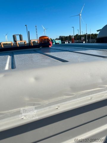 Tractora standard FORD FORD F_LINE NEU 1845 T  - Hagelschaden