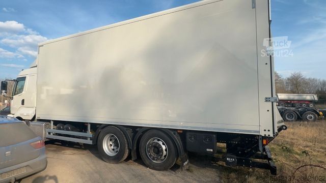 Sklápěcí vůz FORD 2642T 6X2 mit Kofferaufbau