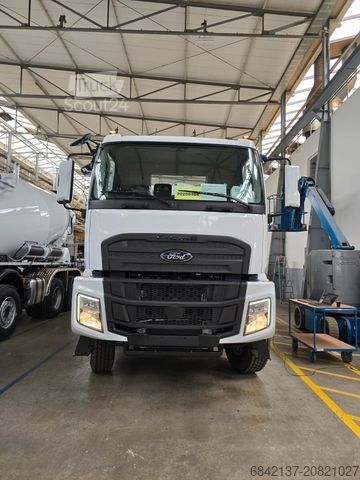 Autočerpadlo na beton FORD F-LINE Mischer Liebherr