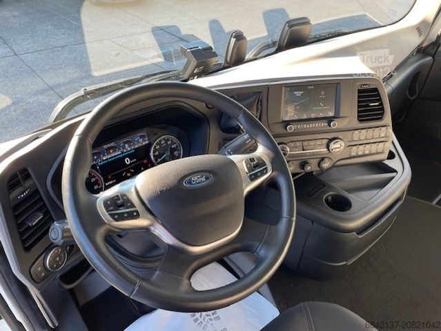 Tractora standard FORD F-MAX 500 Standort Hamburg