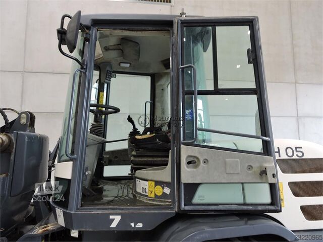 Terex TL70 + fourches Terex TL70 + Fork