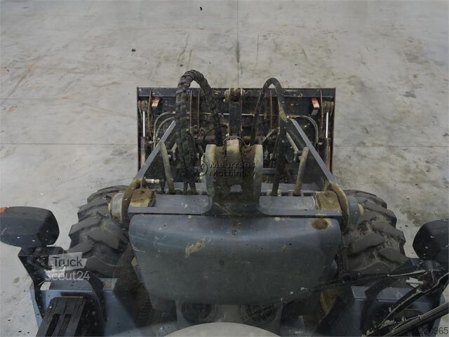 Terex TL70 + fourches Terex TL70 + Fork
