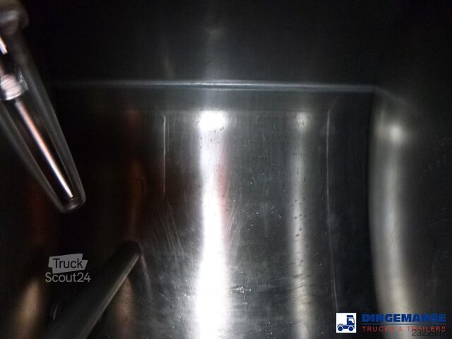 Scania P320 6x2 fuel tank 18.5 m3 / 5 comp Scania P320 6x2 fuel tank 18.5 m3 / 5 comp